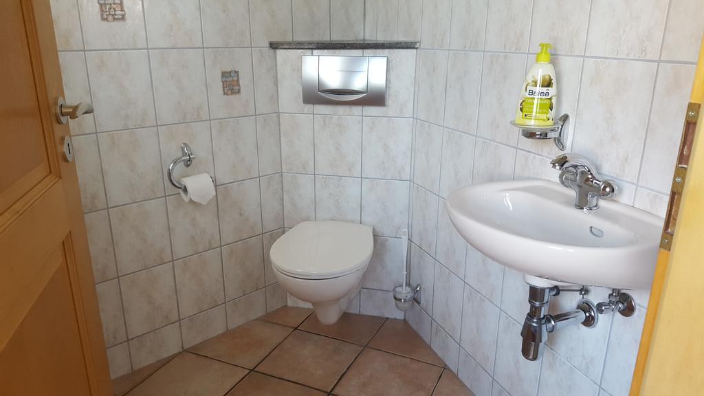 Ferienhaus Schwoerer Rheinhausen Kültér fotó